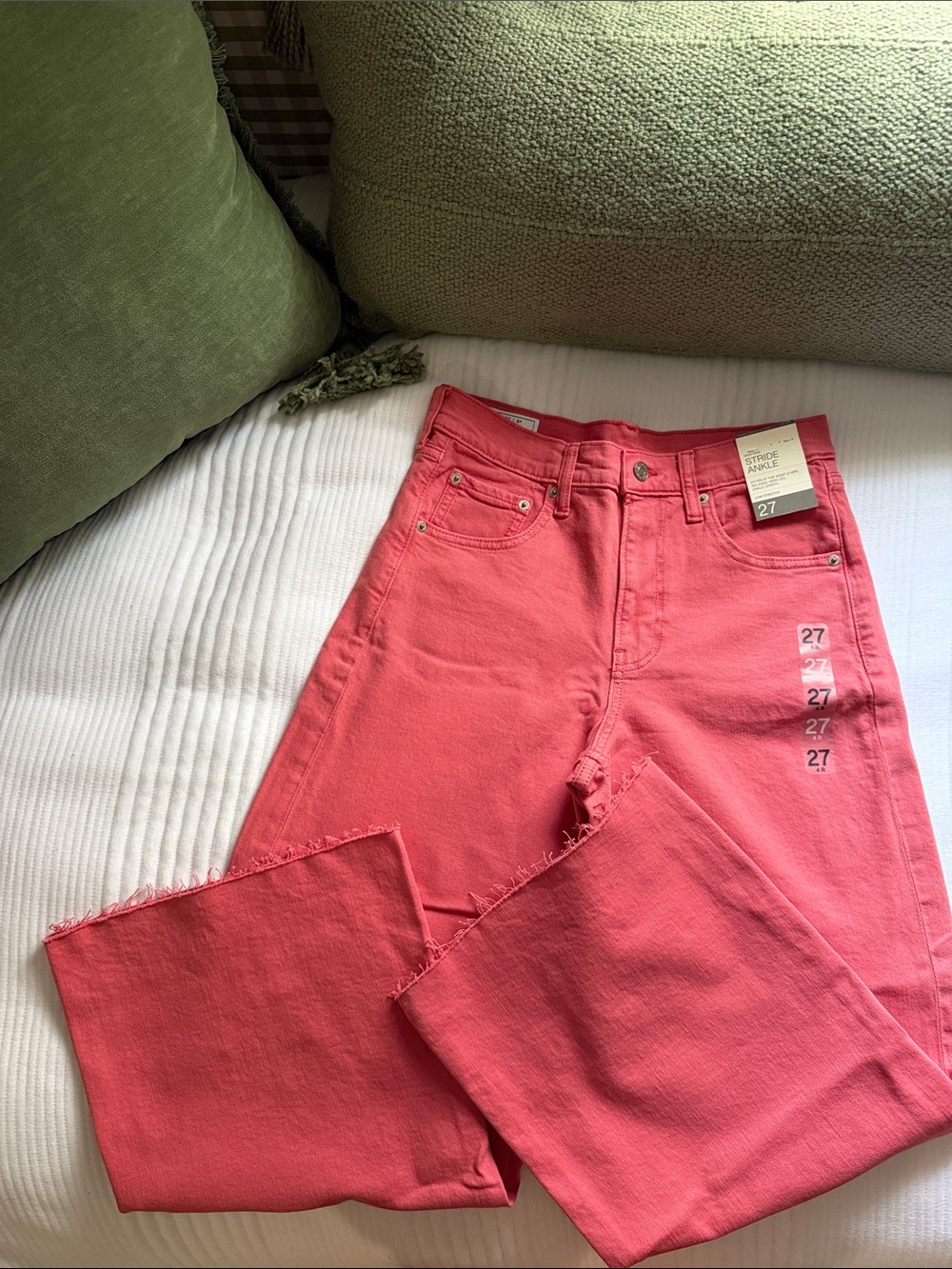 GAP High-Rise Coral Pink Women’s Jeans